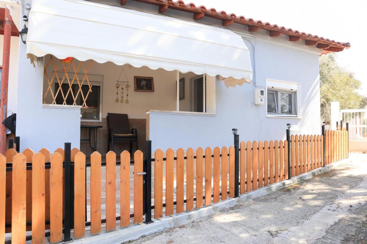 Κυανή Ακτή - Agia Paraskevi Nea Nea Makri Esterno foto
